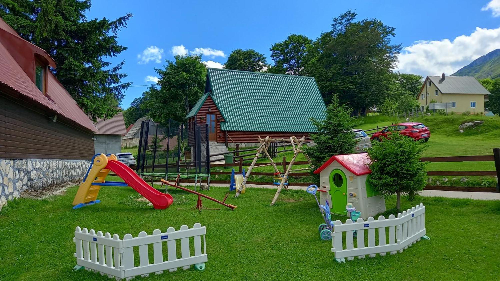 Family Farm Bungalow Žabljak Esterno foto